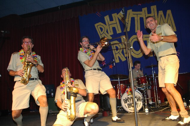 min 2005 11 27 riot 745